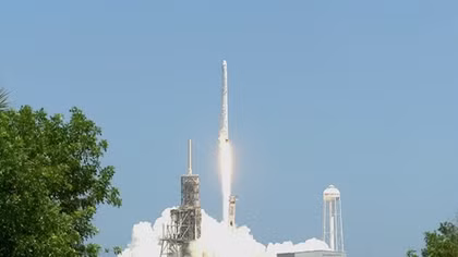 SpaceX’s Dragon Spacecraft Lifts Off for ISS Resupply Mission