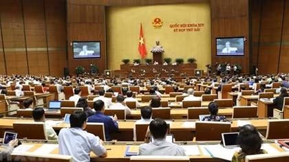 Ministers highlight economic difficulties at NA’s seventh session