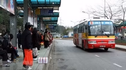 Hanoi officially sells bus ticket stamps online