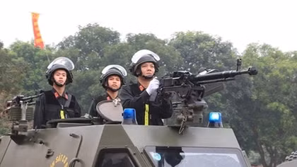 Mobile Police Forces conducts impressive parade in celebration of 45th traditional day