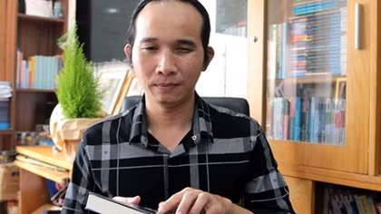 Blind musician releases inspirational book