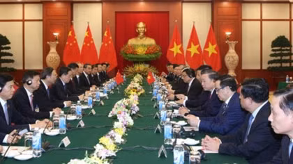 Vietnam, China hold high-level talks