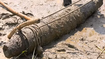  Huge bomb safely deactivated in Quang Tri