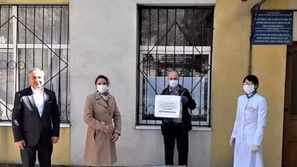 Vietnamese-owned company presents 600 COVID-19 test kits to Moldova