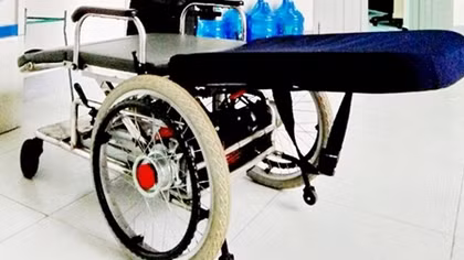 Vietnamese college lecturers build multi-purpose wheelchairs for disabled people