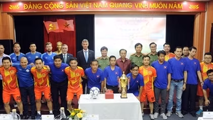 MPS strengthen ties with foreign diplomatic missions through sports