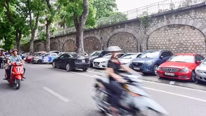 Hanoi to decorate 26 railway arches with murals
