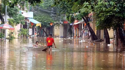 Heavy rains to continue lashing Vietnam as another storm looms