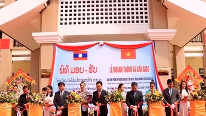 School funded by Vietnamese Party leader handed over to Laos