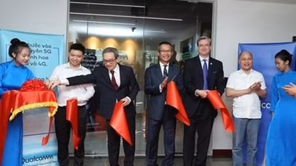 Qualcomm launches first R&D facility in region in Hanoi