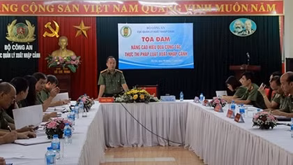 Police unit holds workshop on law enforcement in immigration work