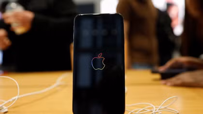 Apple finds quality problems in some iPhone X and MacBook models