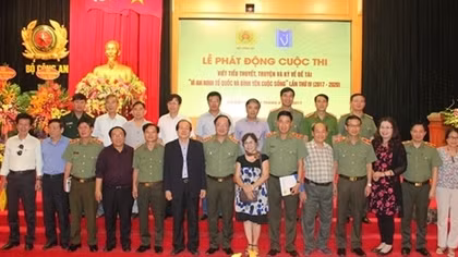 Writing contest themed "For national security and peaceful life" kicks off