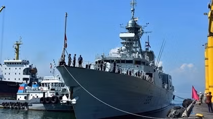 Royal Canadian Navy’s ship visits Da Nang city