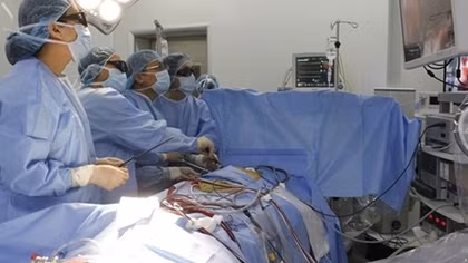 Vietnam applies 3D technology in cardiovascular surgery for the first time