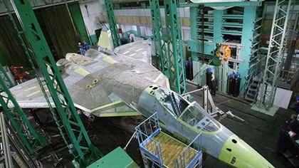 Russian future-gen fighter jet will ‘burn homing missiles with laser defense’
