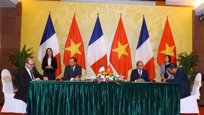 Vietnam, France highlight determination to promote ties