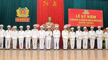 Bac Kan Police celebrates 20 years of its Re-establishment