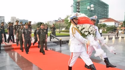Vietnam’s volunteer soldiers commemorated in Cambodia