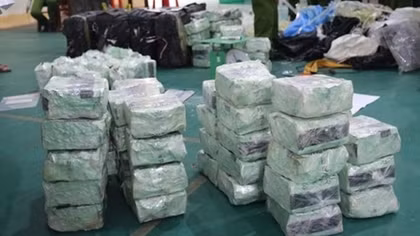 Dak Lak Police bust cross-border drug ring, seize large amount of methamphetamine 