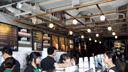 Foreign café chains facing competition from local outlets