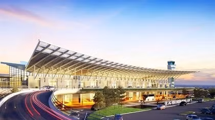 Quang Ninh, Vietjet Air discuss new service launch at Van Don airport