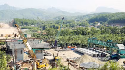 Ha Long-Van Don expressway expected to be operational in December