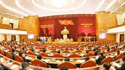 CPVCC reviews personnel scheme, salary policy, social insurance