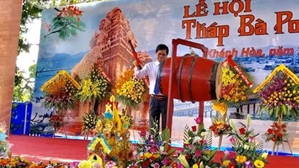 Over 100 pilgrim groups flock to Goddess Ponagar Festival in Nha Trang