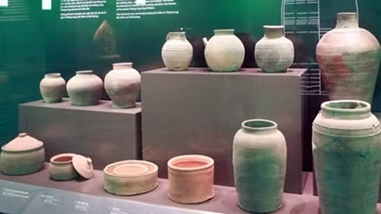 Vietnamese archaeological treasures showcased in Hanoi