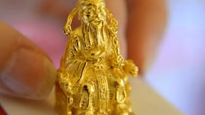 Gold sellers prepare for Caishen Day annual rush