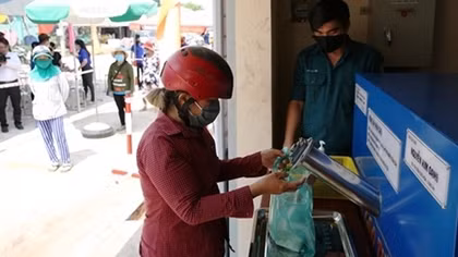 CAND Newspaper-funded rice ATM supports border people