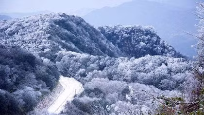 Mau Son and Phia Oac mountains covered with frost as temperatures drop