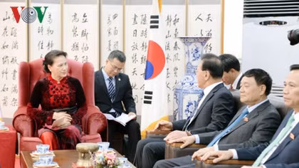 NA Chairwoman meets Vietnam’s Honorary Consul General in RoK region