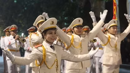 Public Security Guard of Honor performs at Hoan Kiem Lake 