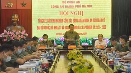 Hanoi police ensure security during recent elections