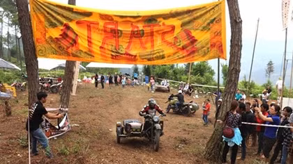 Off-road race begins in Ha Giang’s Dong Van Karst