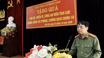 CAND Newspaper strengthens cooperation with Lao Cai Police 
