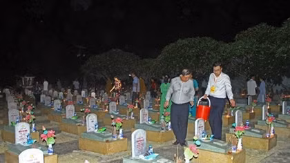 Requiem for fallen soldiers at Vietnam – Laos int’l martyrs’ cemetery