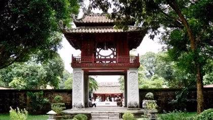 Hanoi launches “Golden Tour”