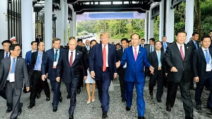 Beautiful moments of President Tran Dai Quang with leaders of foreign countries