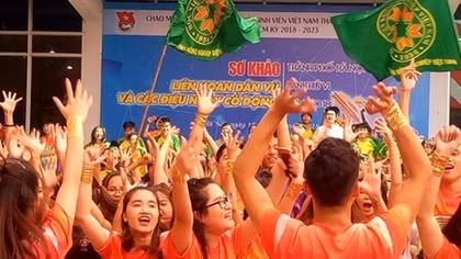 Hanoi students actively participating in International Non-professional Line Dance Festival