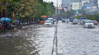Hanoi to install 15 flood monitoring cameras 