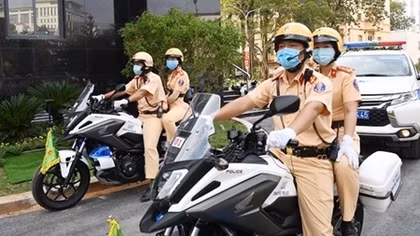 Traffic police launches intensive campaign to ensure traffic during Tet holiday 2021