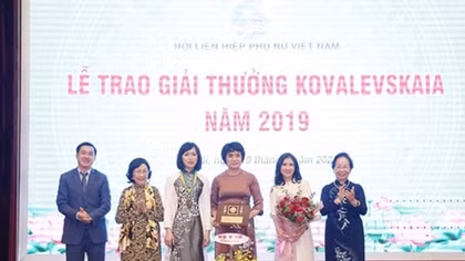 Female scientists honoured with Kovalevskaia Award