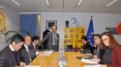 Vietnam, EU seek to accelerate FTA signing