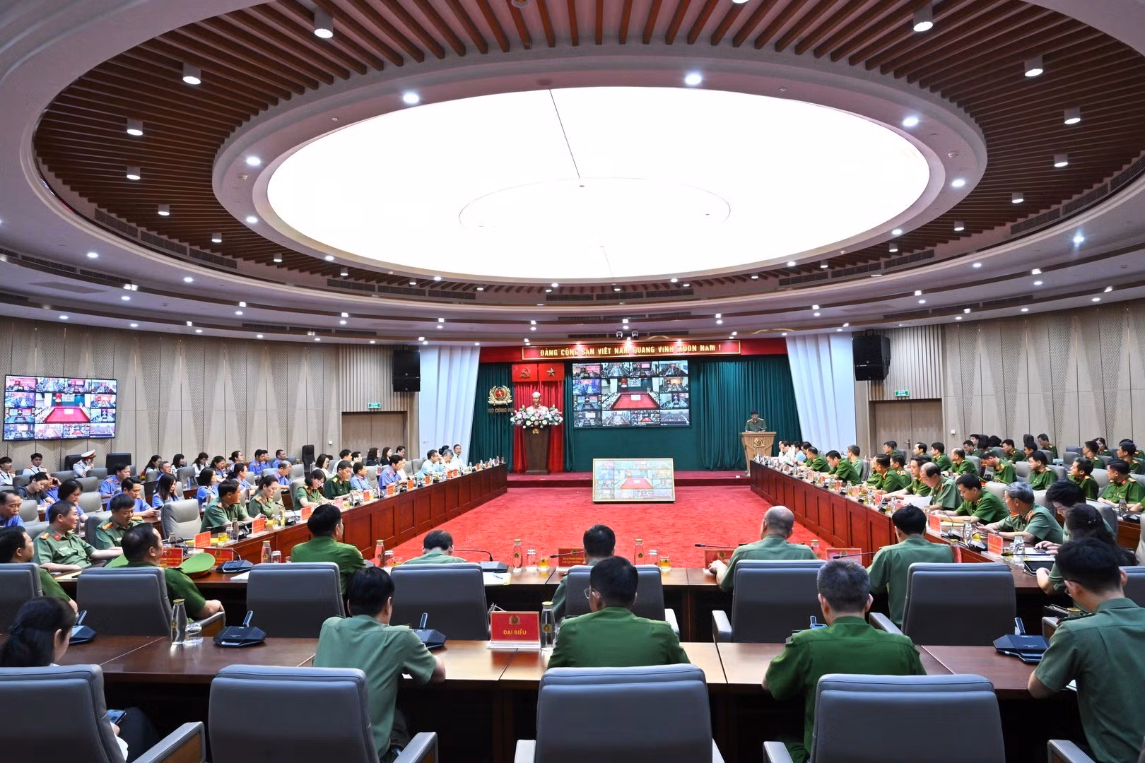 Overview of the conference.