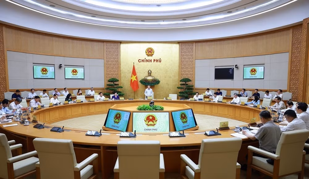 At the Government's August law-building session (Photo: VNA)