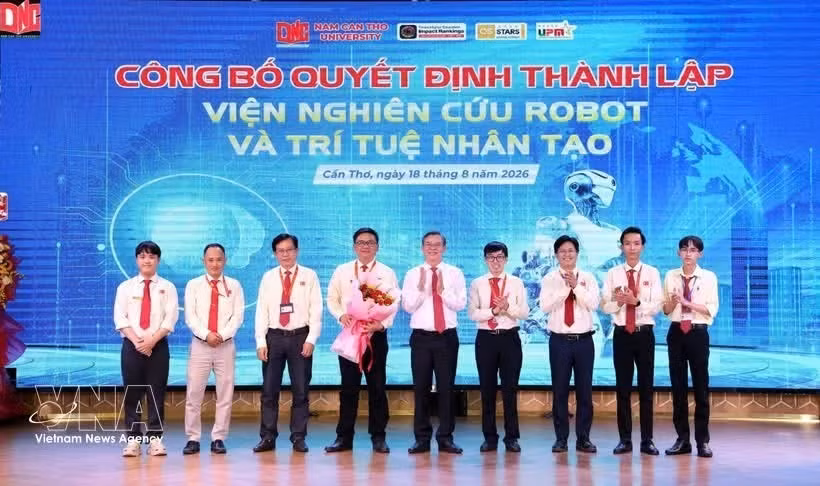 potal-dong-bang-song-cuu-long-co-vien-nghien-cuu-robot-va-tri-tue-nhan-tao-dau-tien-8963538.jpg