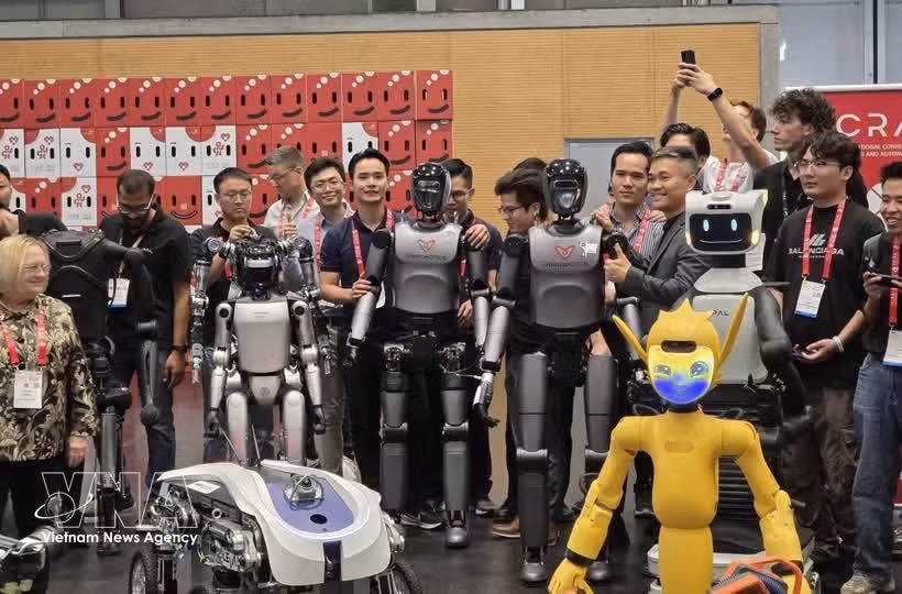 robot.jpg